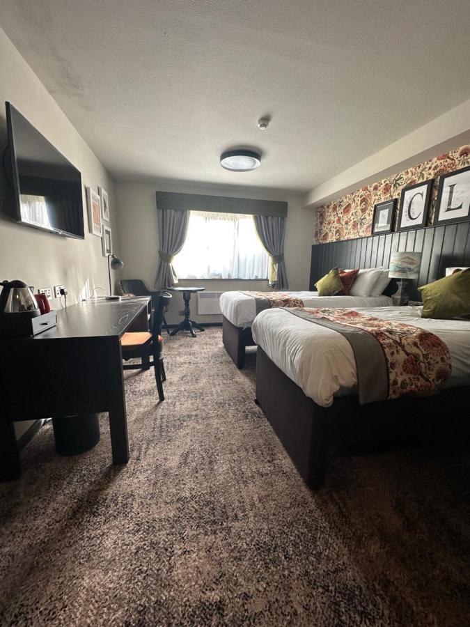 Cat & Lion Country Pub And Hotel وارينغتون المظهر الخارجي الصورة