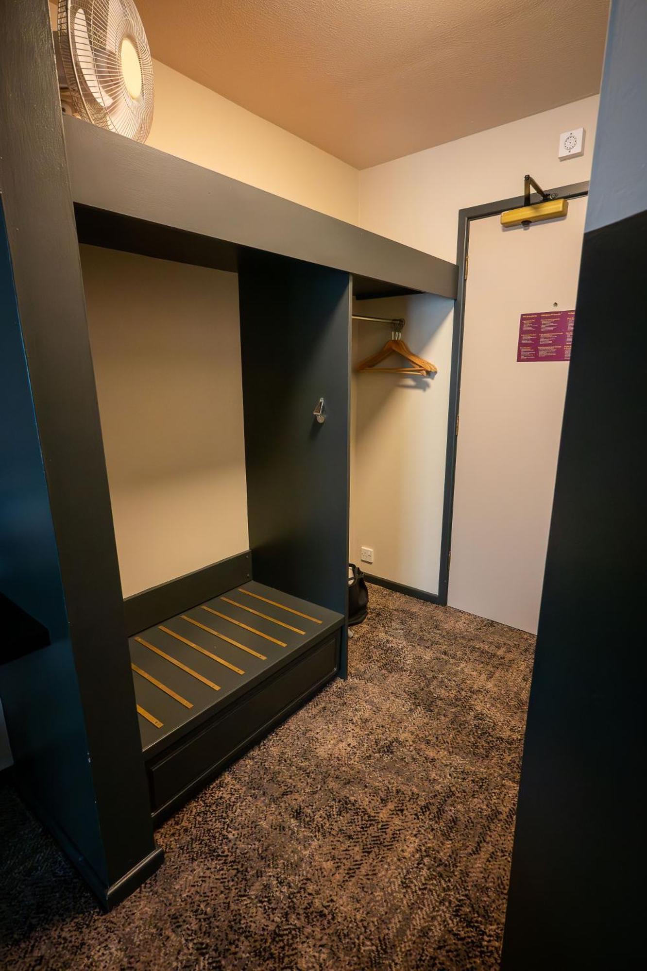 Cat & Lion Country Pub And Hotel وارينغتون المظهر الخارجي الصورة