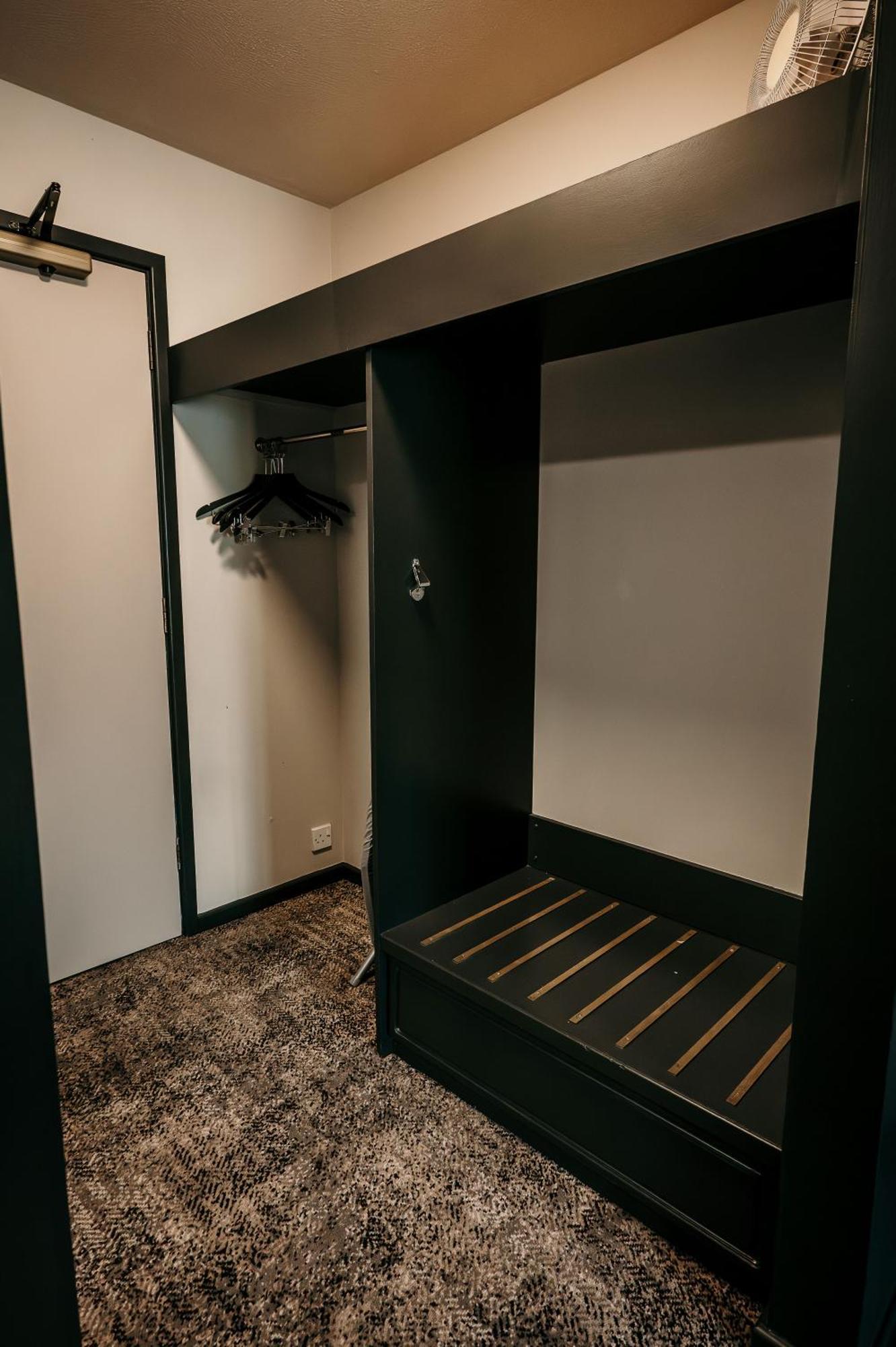 Cat & Lion Country Pub And Hotel وارينغتون المظهر الخارجي الصورة