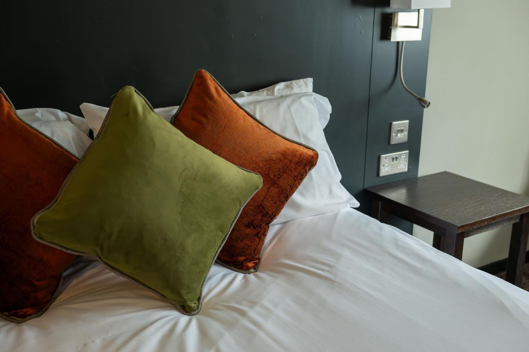 Cat & Lion Country Pub And Hotel وارينغتون المظهر الخارجي الصورة